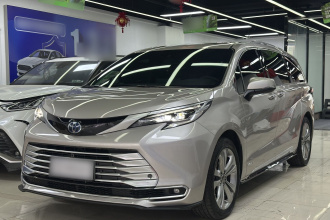 丰田 赛那SIENNA 2021款 2.5L混动 铂金版