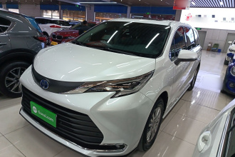 丰田 赛那SIENNA 2023款 2.5L混动 舒适版