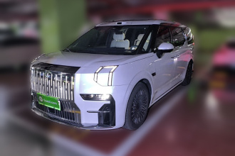 极氪009 2024款 七座过道版 108kWh