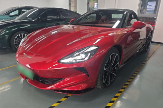 名爵 MG Cyberster 2024款 520km 传奇四驱版