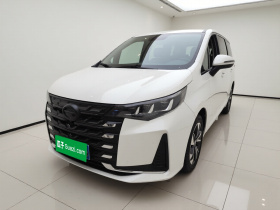 广汽传祺 传祺M6 2023款 PRO 270T DCT豪华版