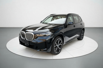 宝马X5 2023款 xDrive 30Li 尊享型M运动曜夜套装