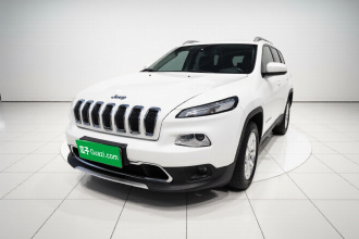 Jeep 自由光 2017款 2.0L 优越版