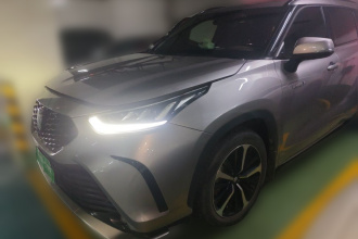 丰田 皇冠陆放 2021款 2.5L HEV四驱旗舰版