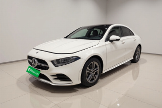 奔驰A级 2022款 改款 A 180 L 运动轿车