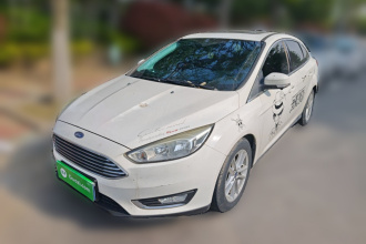 福特 福克斯 2015款 三厢 EcoBoost 125 手动超能风尚型