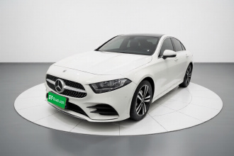 奔驰A级 2019款 A 180 L 运动轿车