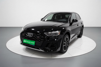 奥迪Q5L 2025款 45 TFSI 豪华动感型