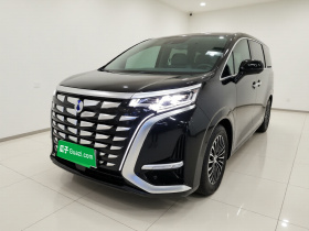 腾势D9 2022款 DM-i 970 四驱旗舰型