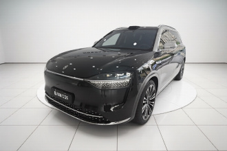 鸿蒙智行 问界M9 2025款 增程 Ultra版 52kWh 6座版 (192线激光雷达）