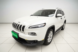 Jeep 自由光 2017款 2.0L 优越版