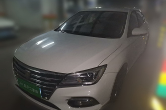 荣威i5 2020款 1.5L 手动4G互联领豪旗舰版