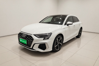 奥迪A3 2023款 改款 Sportback 35 TFSI 时尚运动型