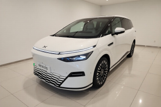 小鹏X9 2025款 纯电 650长续航 Max