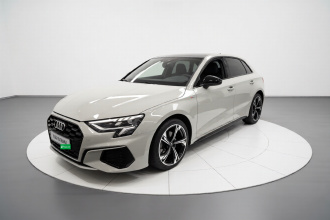 奥迪A3 2023款 改款 Sportback 35 TFSI 豪华运动型