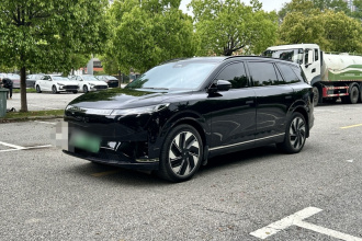 东风奕派 eπ008 2025款 210Ultra增程版 5座