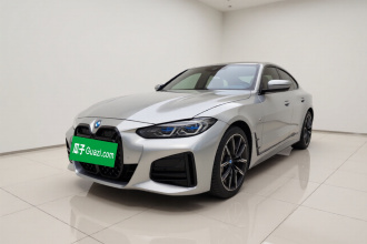 宝马4系 2022款 425i Gran Coupe M运动曜夜套装