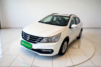 宝骏310 2016款 1.2L 手动豪华型