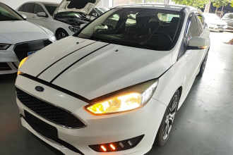 福特 福克斯 2018款 两厢经典 1.6L 自动舒适型智行版