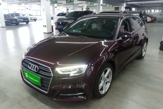 奥迪A3 2018款 30周年年型 Sportback 35 TFSI 时尚型