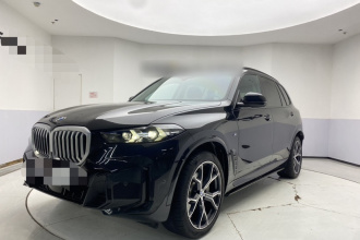 宝马X5 2023款 xDrive 30Li 尊享型M运动曜夜套装