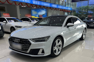 奥迪A7L 2024款 45TFSI quattro S-line 见远型 流晶套装