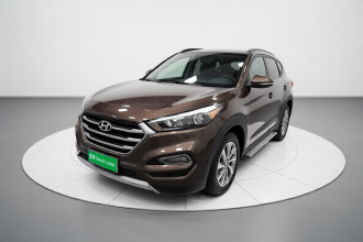 现代 途胜 2018款 1.6T 双离合两驱15周年特别版