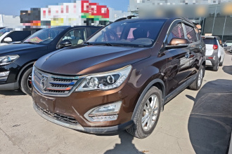 宝骏560 2015款 1.8L 手动舒适型