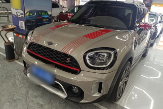 MINI Countryman 2023款 改款 2.0T COOPER S ALL4 鉴赏家