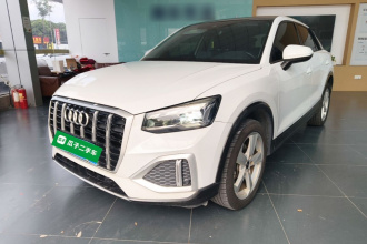 奥迪Q2L 2022款 35 TFSI 进取致雅型