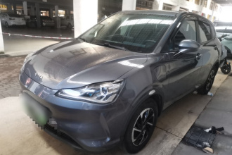 哪吒汽车 哪吒V 2021款 长续航娱乐版升级型