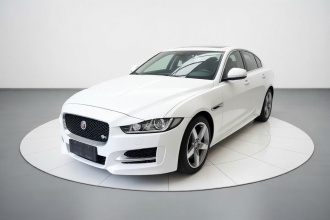 捷豹XE 2015款 2.0T 200PS R-Sport