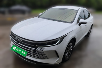 比亚迪 驱逐舰05 2024款 荣耀版 DM-i 55KM 豪华型