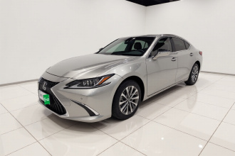 雷克萨斯ES 2023款 200 卓越版