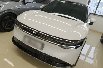 极氪7X 2025款 75kWh 后驱智驾版