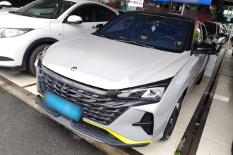 东风风神 奕炫 2023款 马赫版 1.5T 自动追猎骑士版