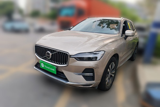沃尔沃XC60 2022款 B5 四驱智逸豪华版
