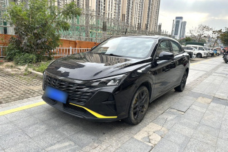 东风风神 奕炫 2023款 马赫版 1.5T 自动追猎骑士版