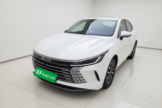 比亚迪 驱逐舰05 2024款 荣耀版 DM-i 55KM 豪华型