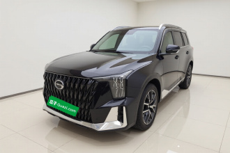 广汽传祺 传祺GS8 2022款 双擎系列 2.0TM 两驱尊贵版 （七座）