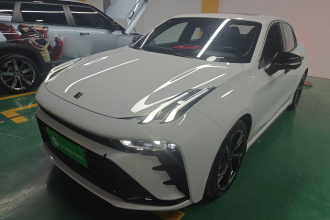 领克03 2025款 1.5TD DCT冠军版Plus