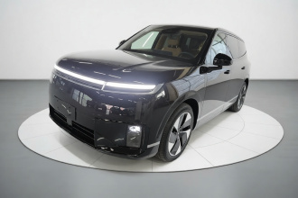 小鹏GX 2026款 增程 1585四驱UltraSE