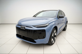 奥迪Q6L e-tron 2026款 首发领航版