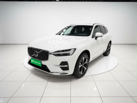 沃尔沃XC60 2026款 B5 四驱智逸豪华版