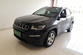 Jeep 指南者 2020款 220T 自动精英版