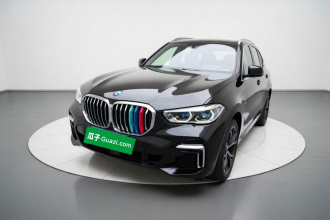 宝马X5 2022款 xDrive 40Li M运动套装