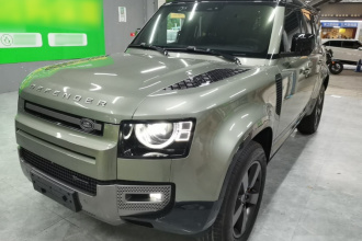 路虎卫士 2023款 改款 110 3.0T P400 X-DYNAMIC HSE