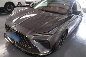 名爵 MG5天蝎座 2022款 1.5T Trophy运动豪享版
