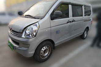 五菱汽车 五菱荣光S 2023款 1.5L 基本型 5/7座
