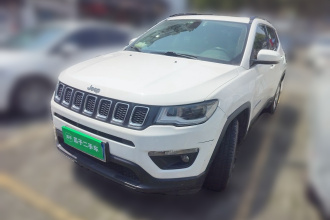 Jeep 指南者 2019款 220T 自动家享版